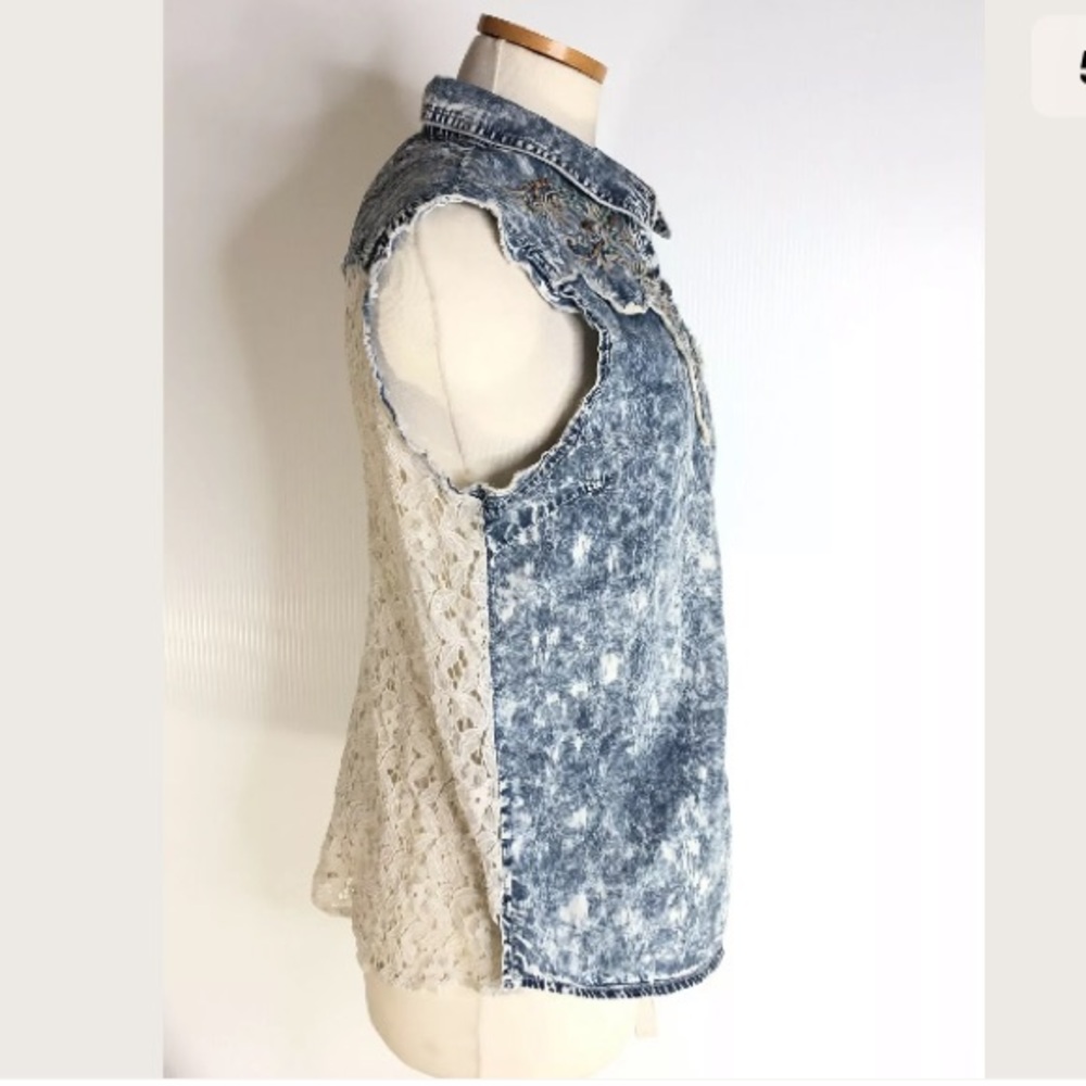 SOLD Miss Me button front sleeveless shirt - Picture 5 of 8